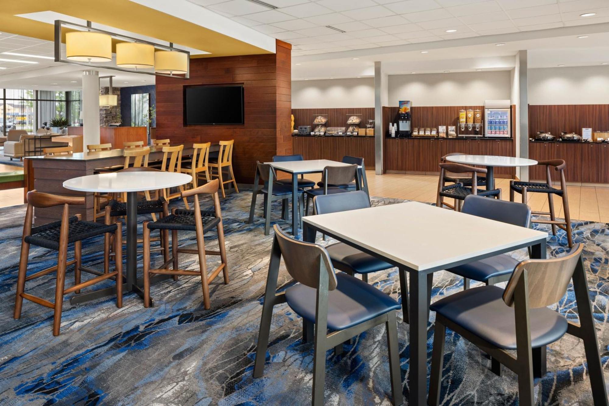 Fairfield Inn & Suites By Marriott Waterloo Cedar Falls Kültér fotó