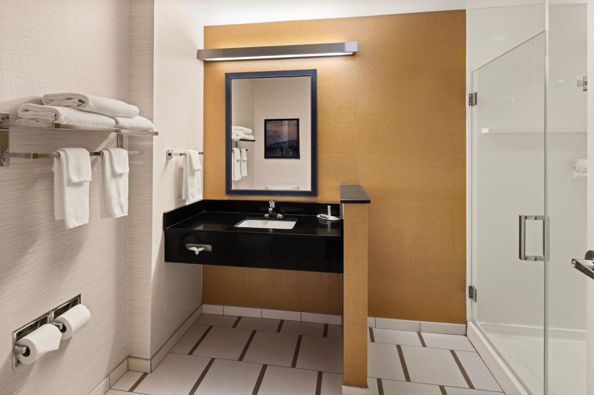 Fairfield Inn & Suites By Marriott Waterloo Cedar Falls Kültér fotó