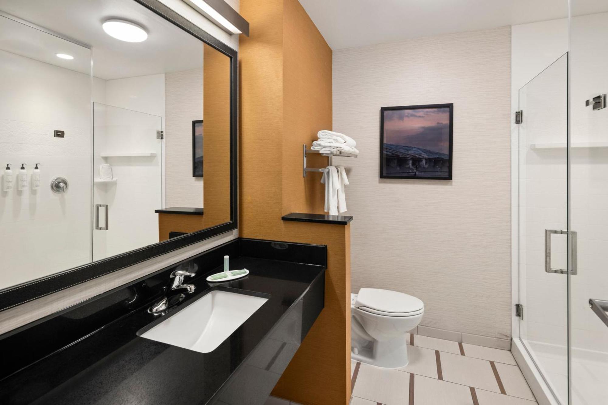 Fairfield Inn & Suites By Marriott Waterloo Cedar Falls Kültér fotó