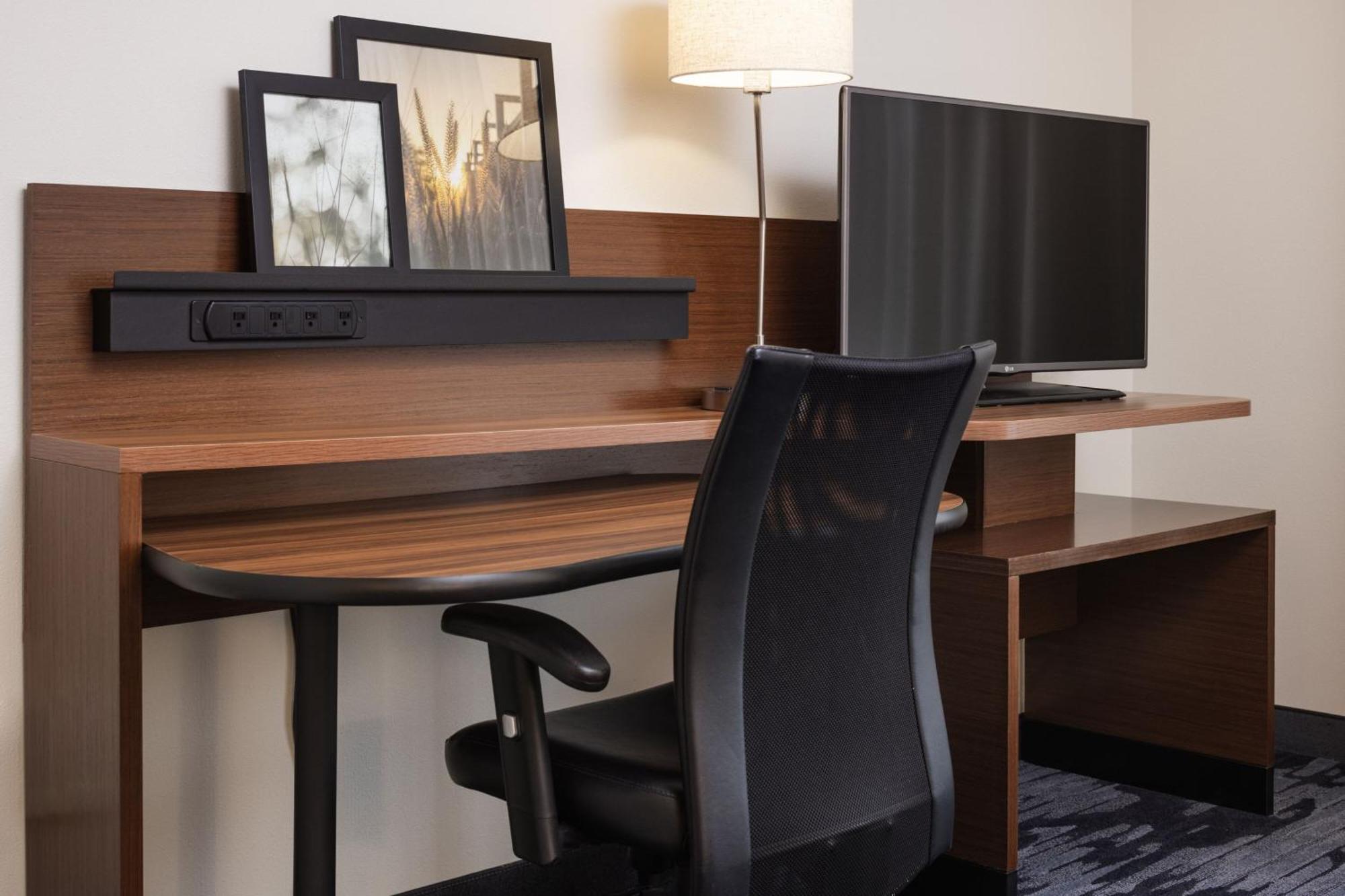 Fairfield Inn & Suites By Marriott Waterloo Cedar Falls Kültér fotó